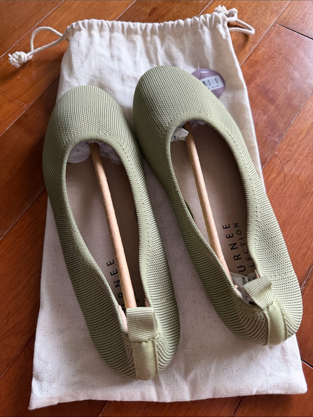 NWT Size 8 Journee Collection Jersie Knit Ballet Flats Olive Green Women’s - Picture 2 of 9